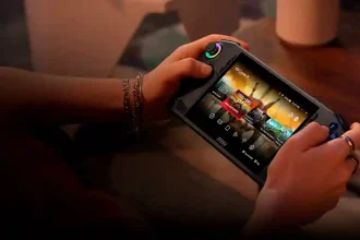 MSI Claw A1M Handheld Gaming PC